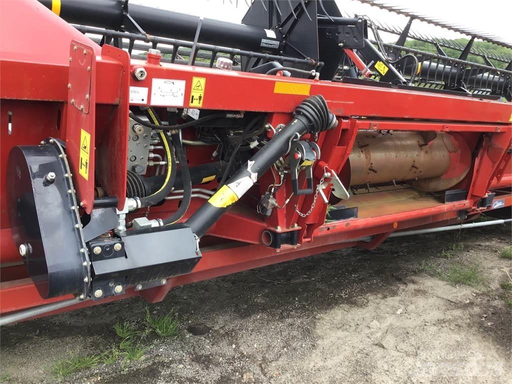 Case IH 3100 Kombajnové hlavice