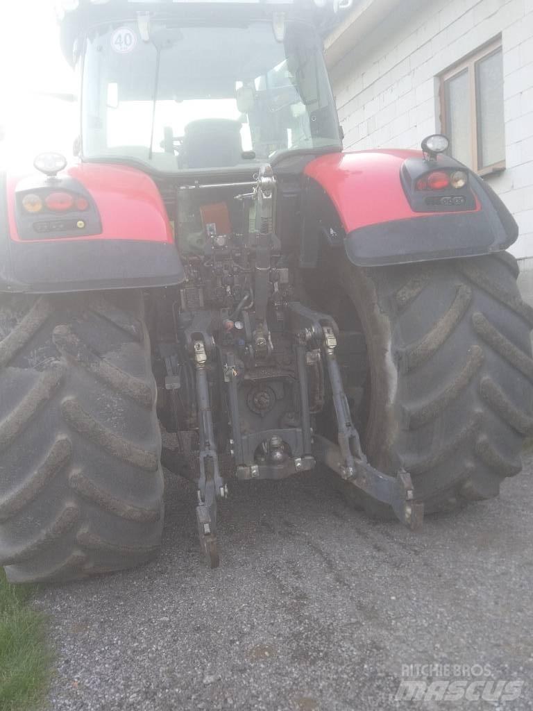 Massey Ferguson 8737 Traktory