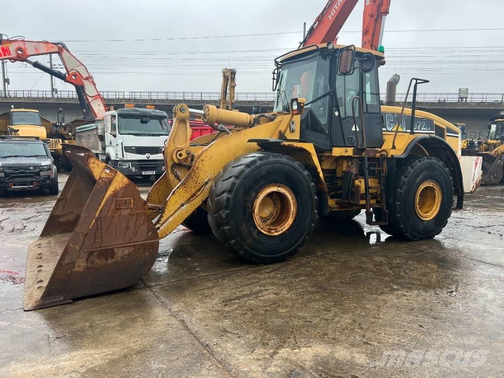 CAT 972 H Kolové nakladače