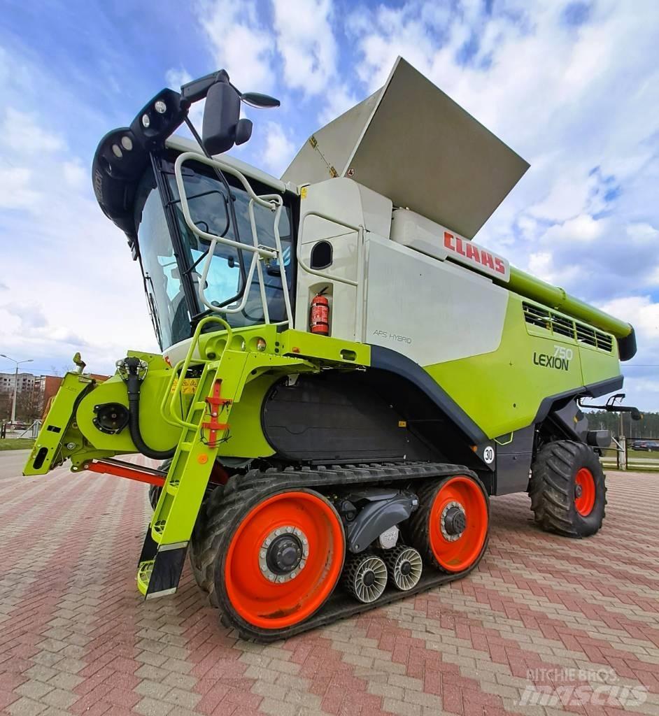 CLAAS Lexion 750 TT Sklízecí mlátičky