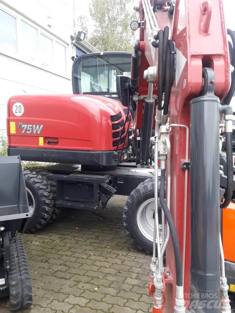 Yanmar B75W Kolová rýpadla