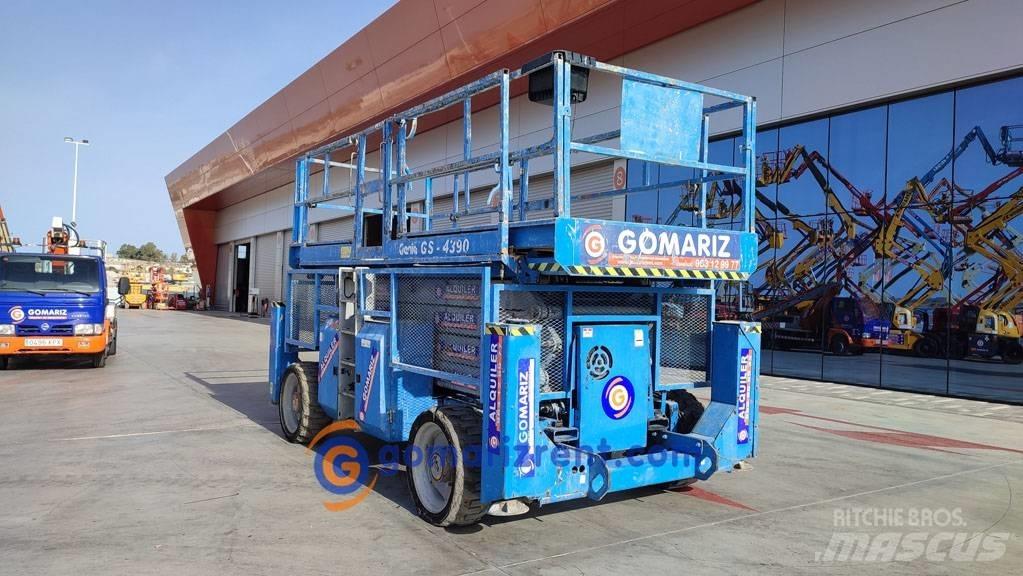 Genie GS 4390 RT Nůžková zvedací plošina
