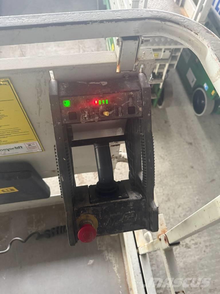 JLG 2646 ES Nůžková zvedací plošina