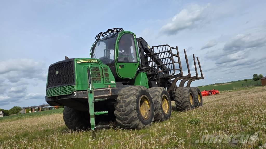 John Deere 1110 E Vyvážecí traktory
