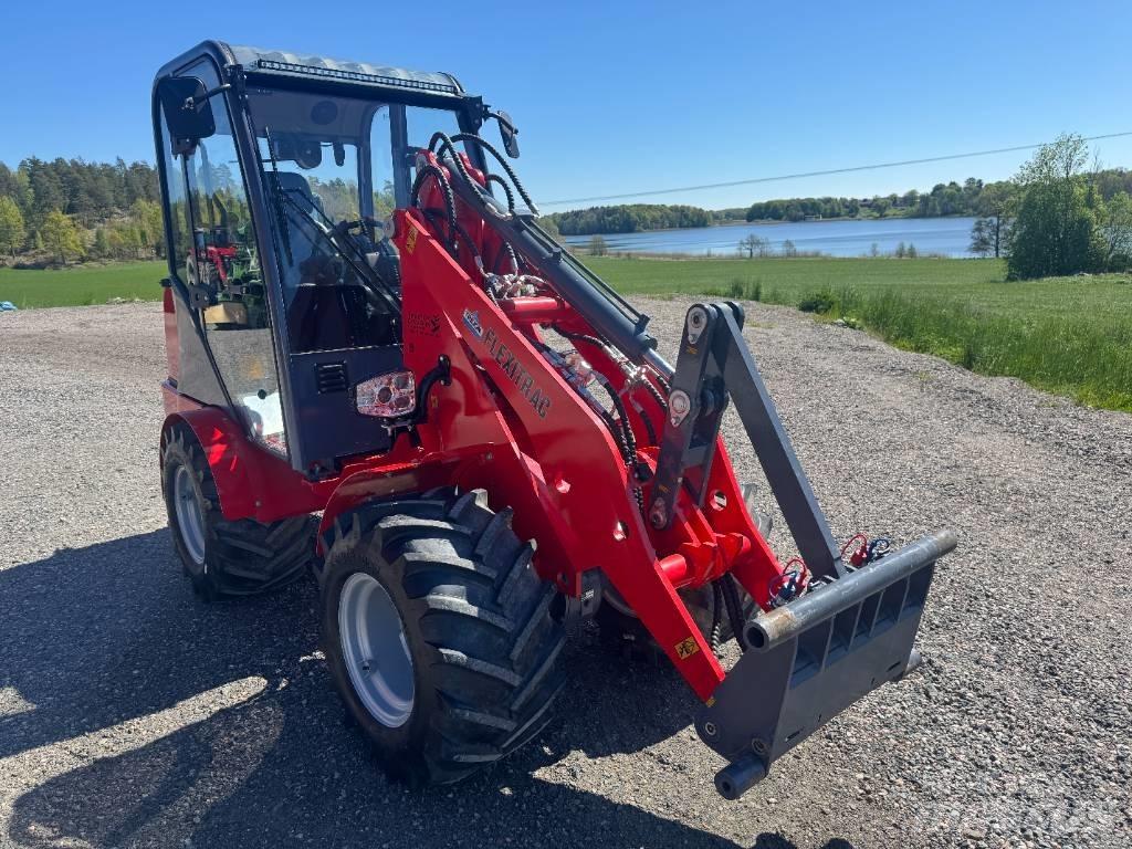 Flexitrac 1226 CAB Víceúčelové nakladače