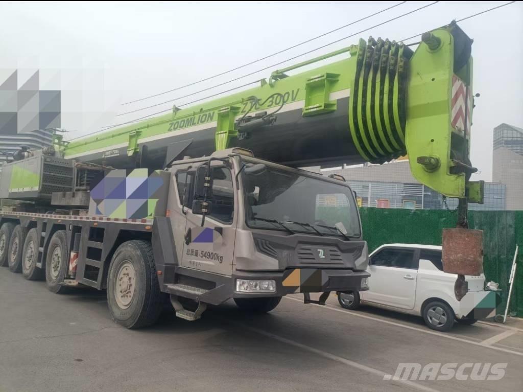 Zoomlion ZTC1300V Univerzální terénní jeřáby