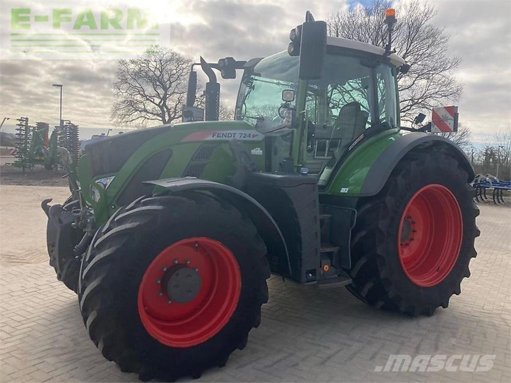 Fendt 724 s4 Traktory