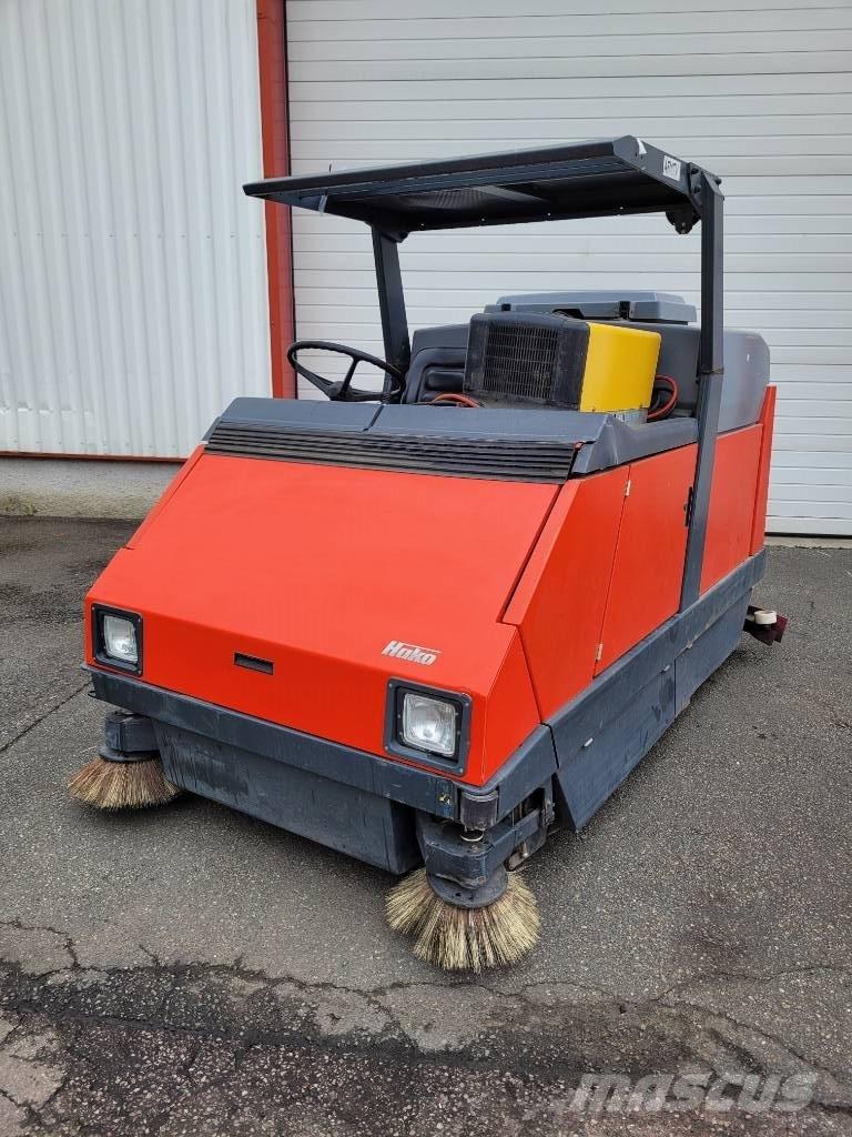 Hako 1500 B Kombinované  podlahové mycí stroje
