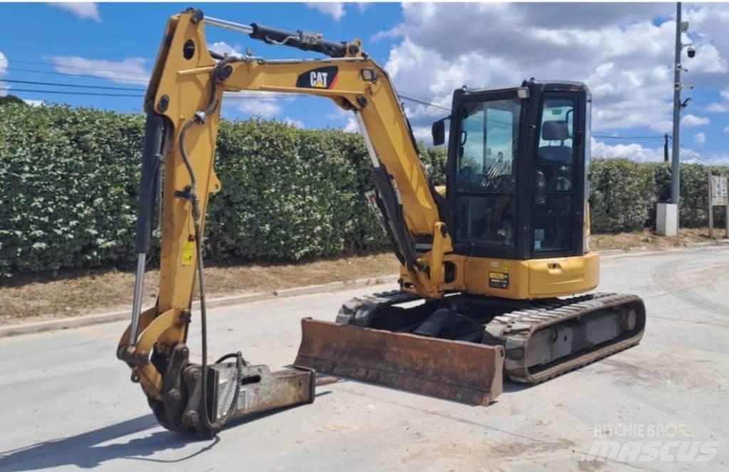 CAT 305 E2 CR Mini rýpadla < 7t