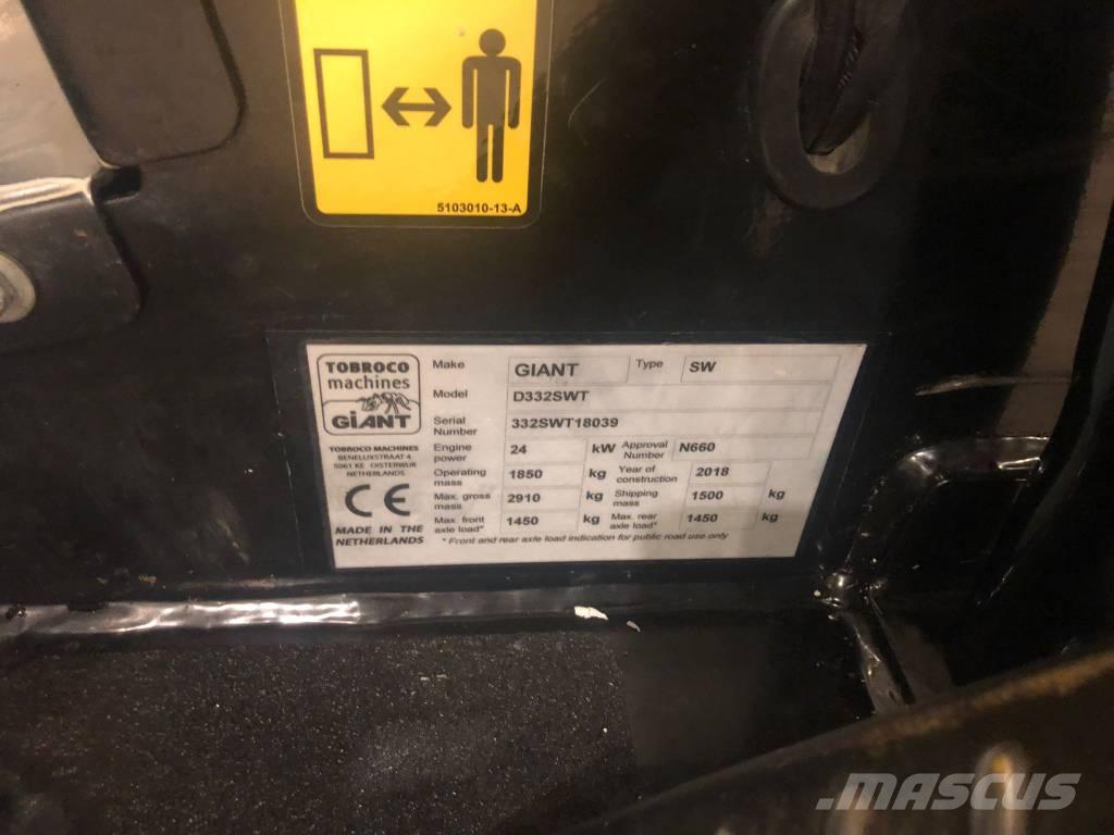 GiANT D 332 SWT Víceúčelové nakladače
