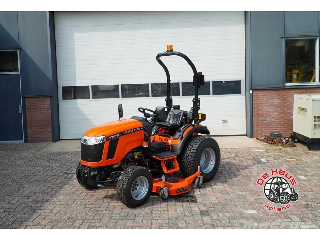 Tafe 6028 HST Traktory