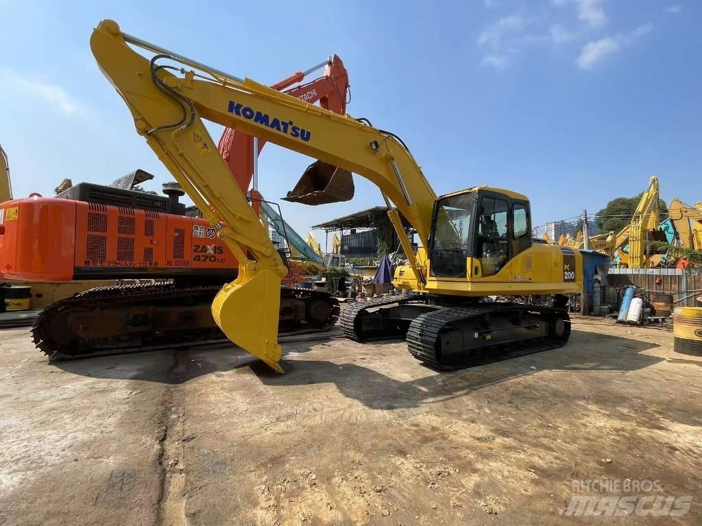 Komatsu PC 200-7 Pásová rýpadla
