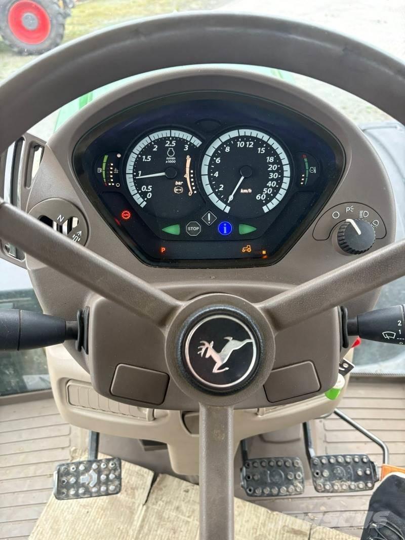 John Deere 6195R Traktory