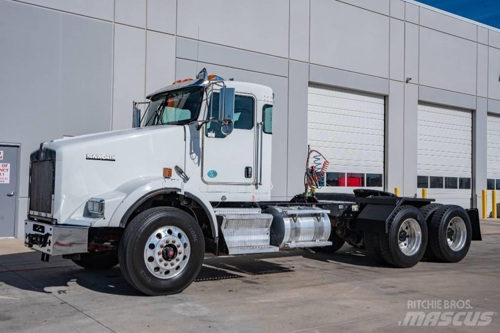Kenworth T 800 Tahače