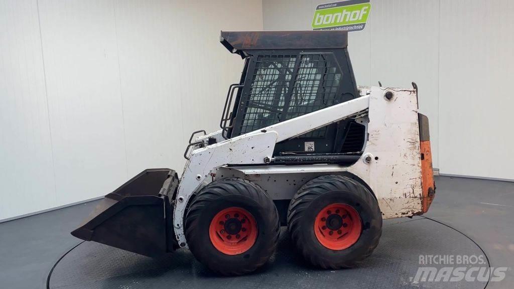 Bobcat 753H Smykem řízené nakladače