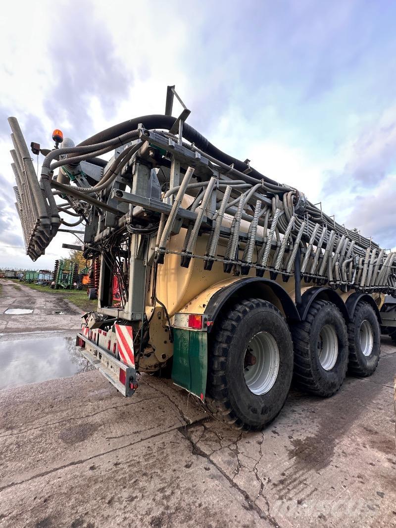 Samson PG 25 Rozmetadla chlévské mrvy