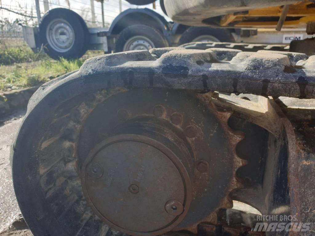 Komatsu PC26MR-3 Mini rýpadla < 7t