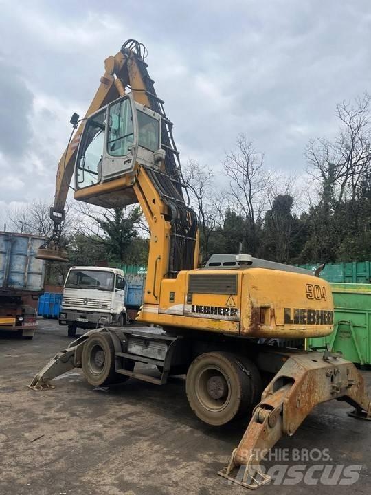 Liebherr A 904 C Kolová rýpadla