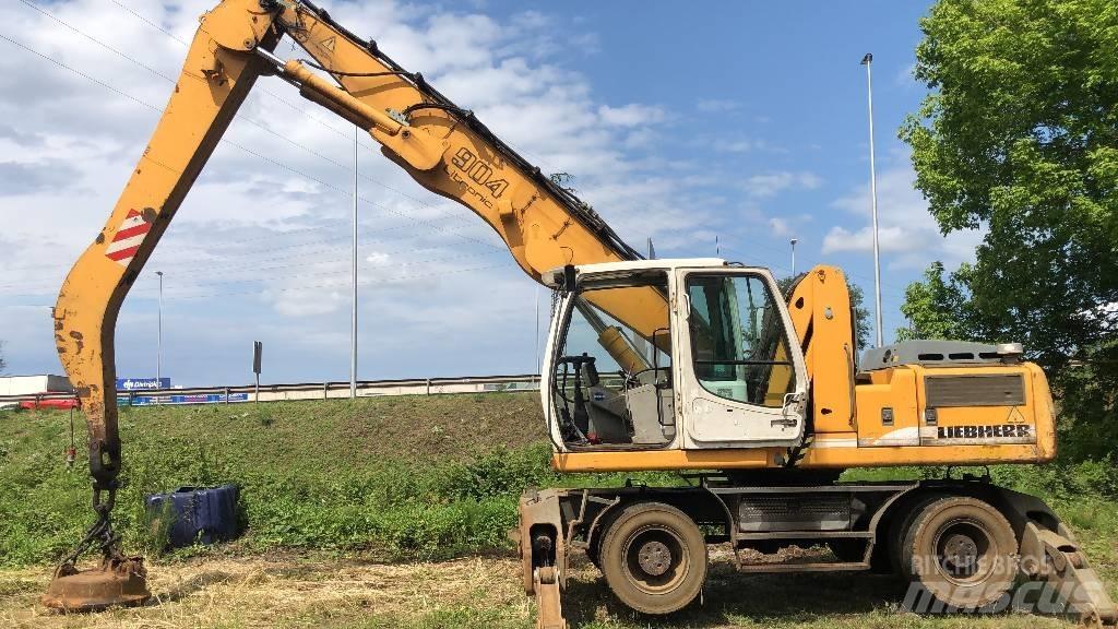 Liebherr A 904 C Kolová rýpadla
