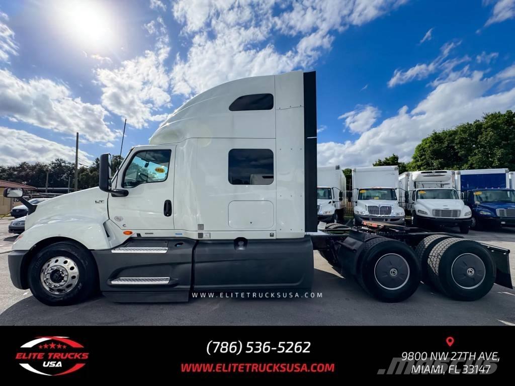 International LT Tahače