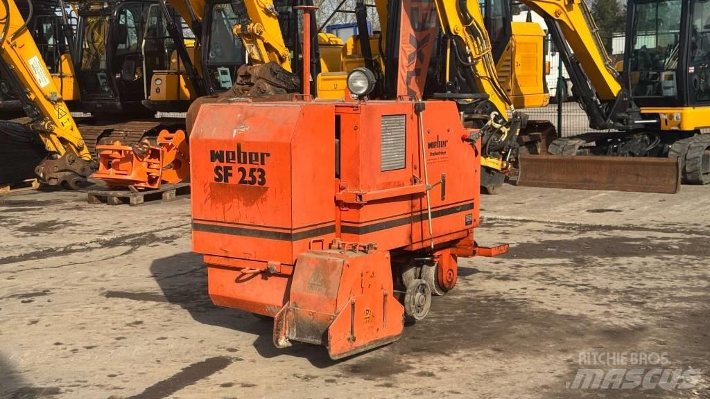 Weber SF253 Drtiče asfaltu
