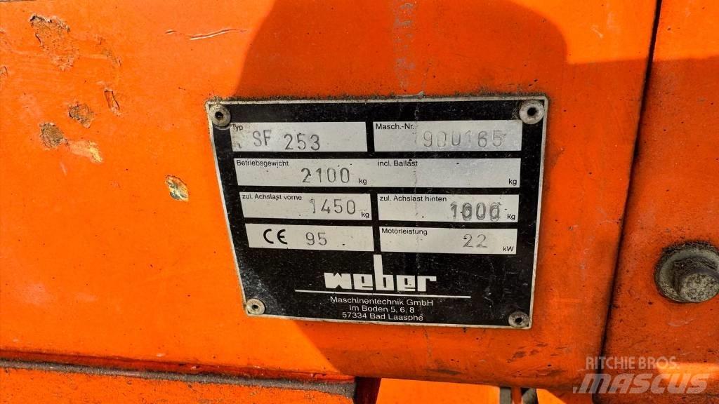 Weber SF253 Drtiče asfaltu