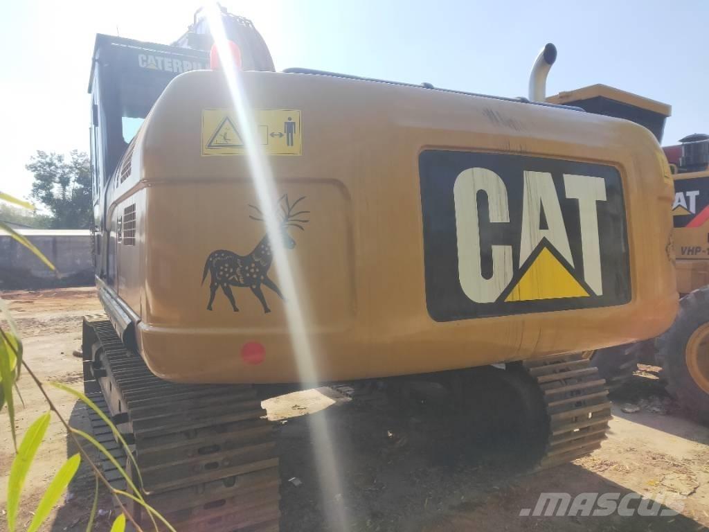 CAT 330D Pásová rýpadla