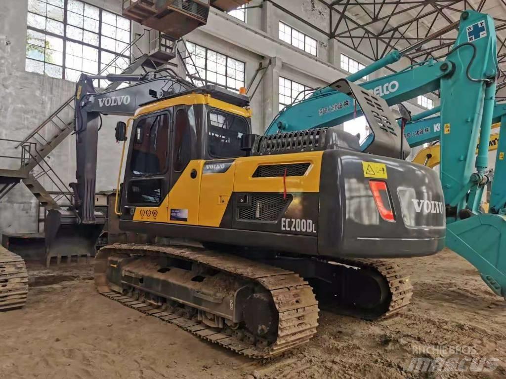 Volvo EC200D Pásová rýpadla