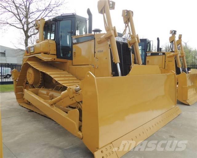 CAT D 7 R Pásové dozery