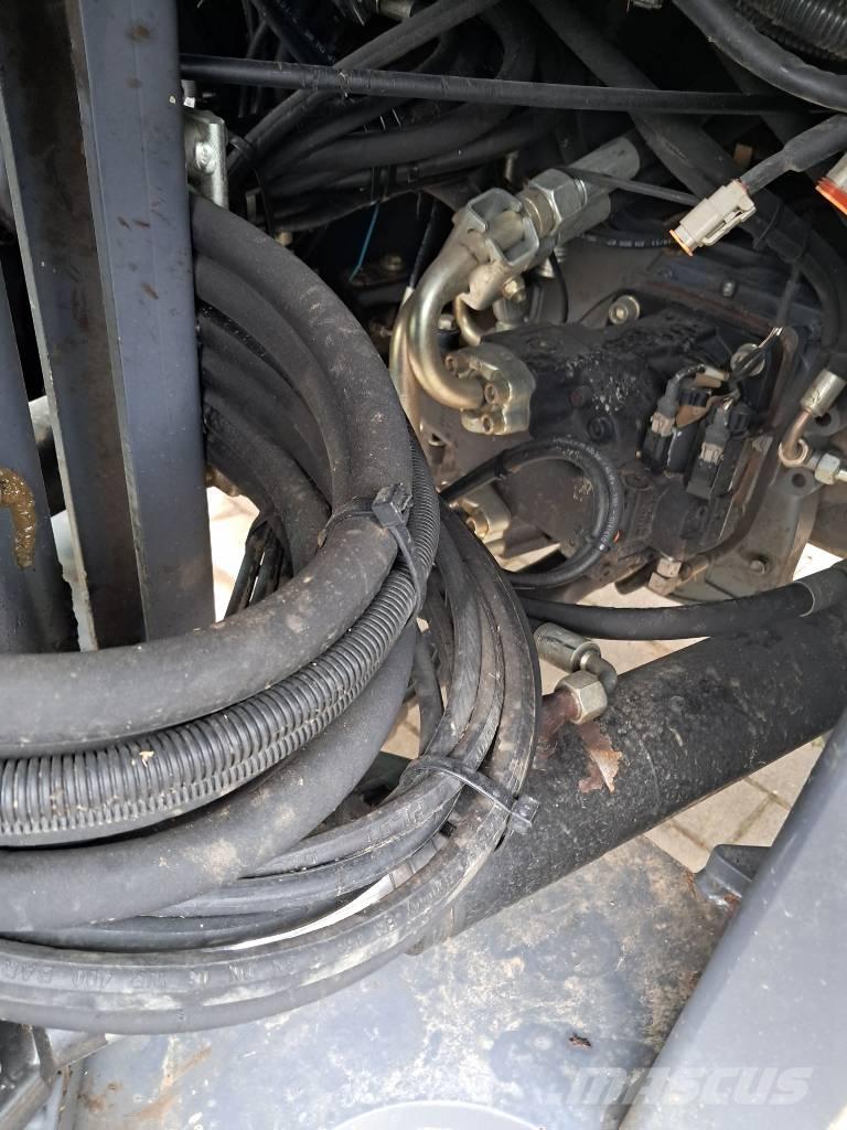 Terex TL 120 Kolové nakladače