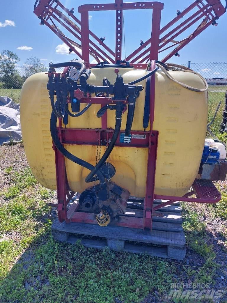 Hardi NK 800/12m Nesené postřikovače