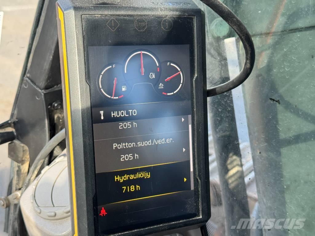 Volvo EC 530 EL Pásová rýpadla