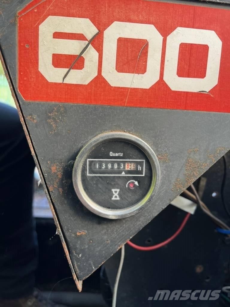 Jones IF 15AT Univerzální terénní jeřáby