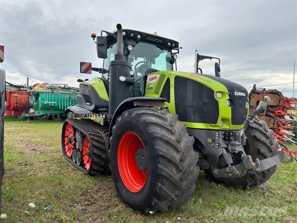 CLAAS Axion 960 TT Traktory