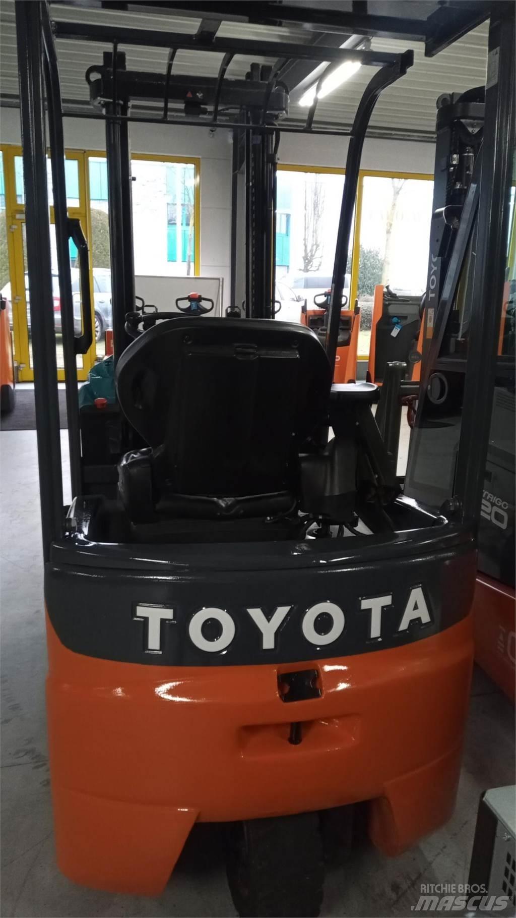 Toyota 7BEST13 Akumulátorové vozíky
