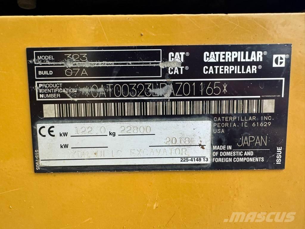 CAT 323 07A Pásová rýpadla