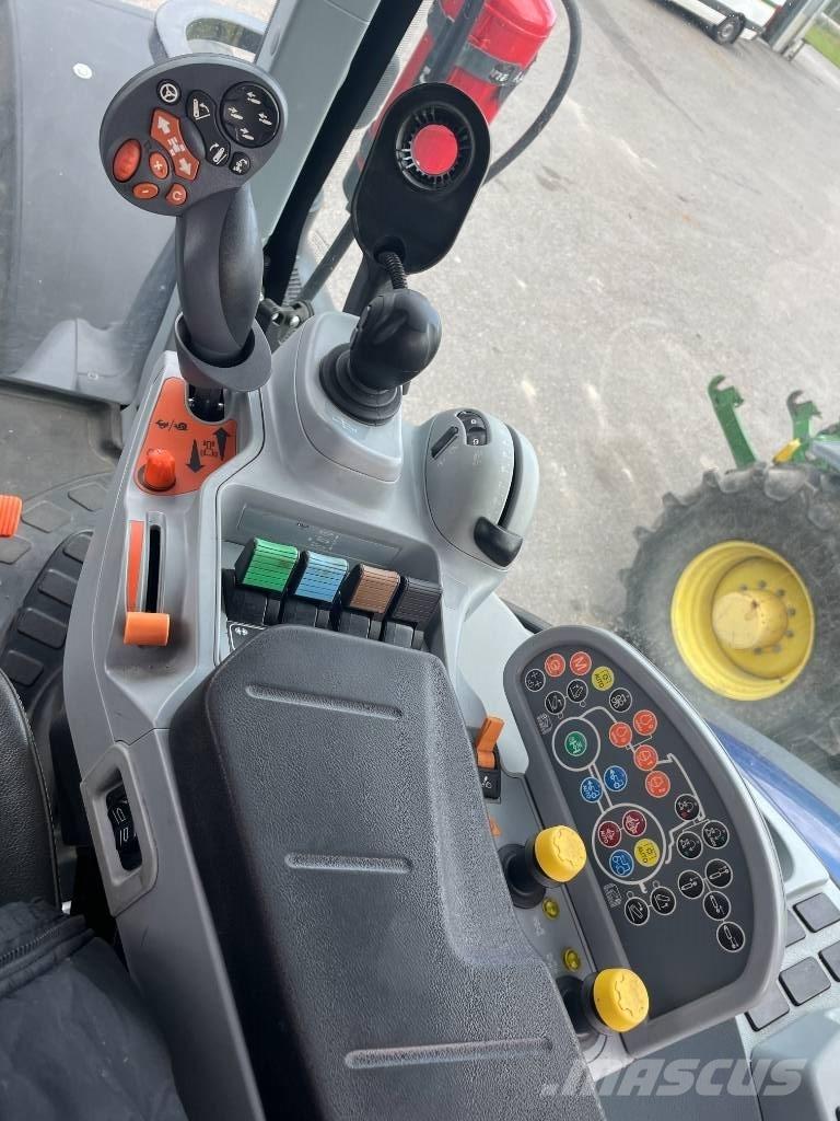 New Holland T 7.315 Traktory