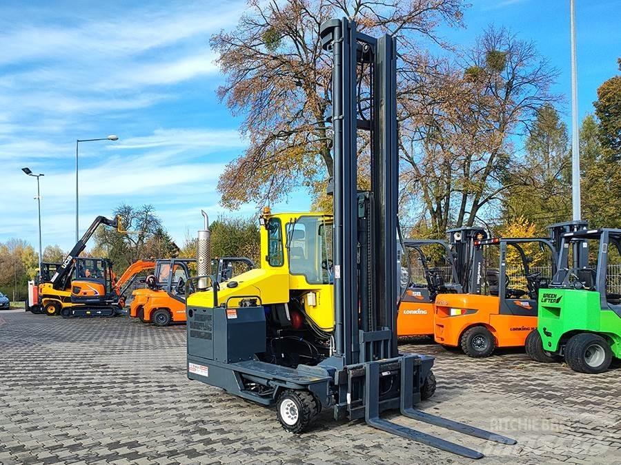 Combilift C4000 4 cestní vysokozdvižné vozíky
