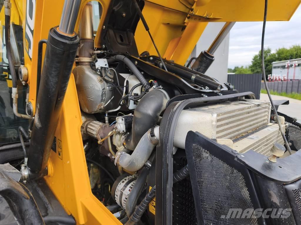 JCB 4 CX Pro Rýpadlo-nakladače