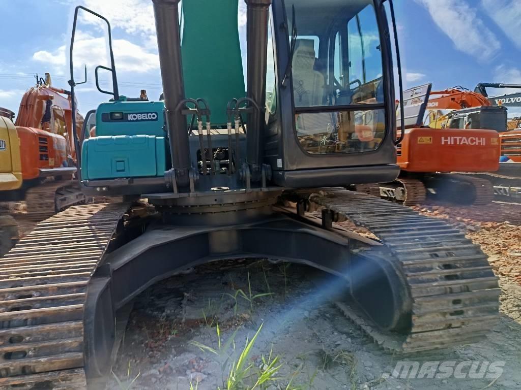 Kobelco SK 210 Pásová rýpadla