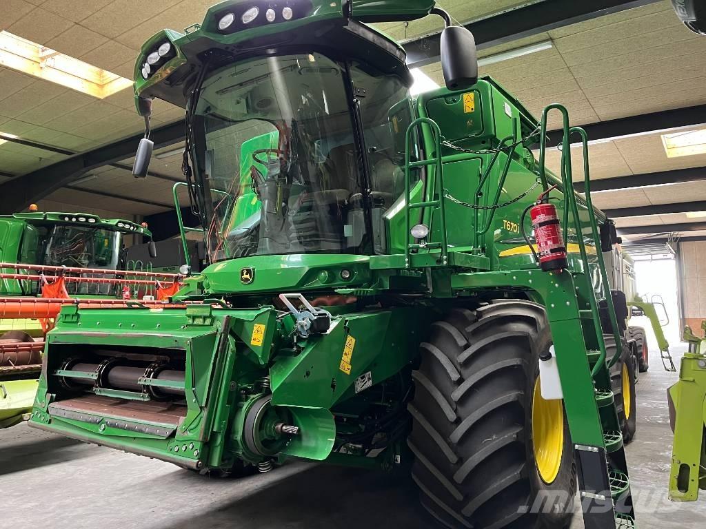 John Deere T670 Sklízecí mlátičky