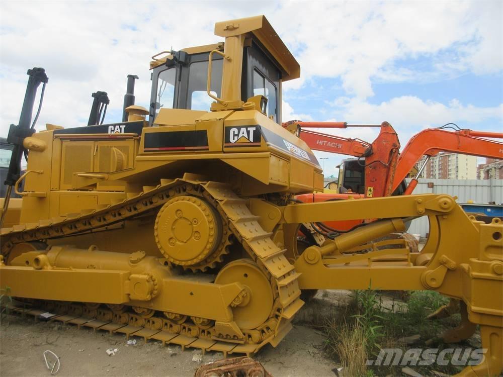 CAT D 8 N Pásové dozery