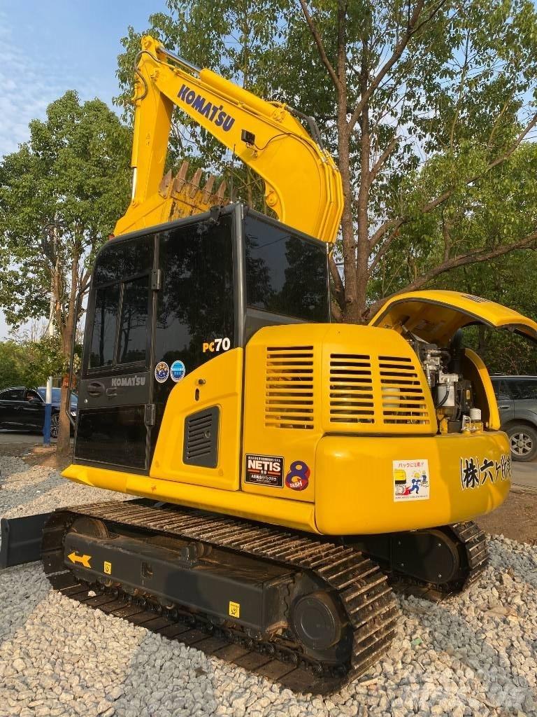 Komatsu 70-8 Pásová rýpadla