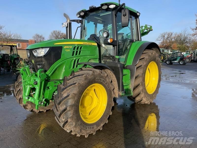 John Deere 6140M Traktory