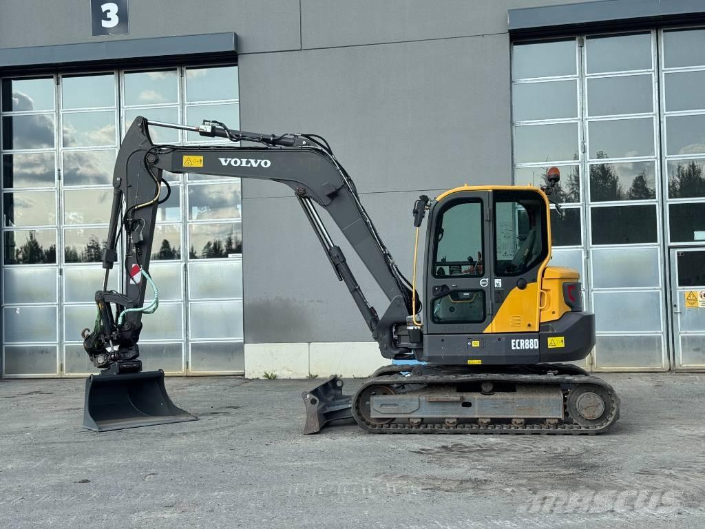 Volvo ECR 88 D Midi rýpadla 7t - 12t