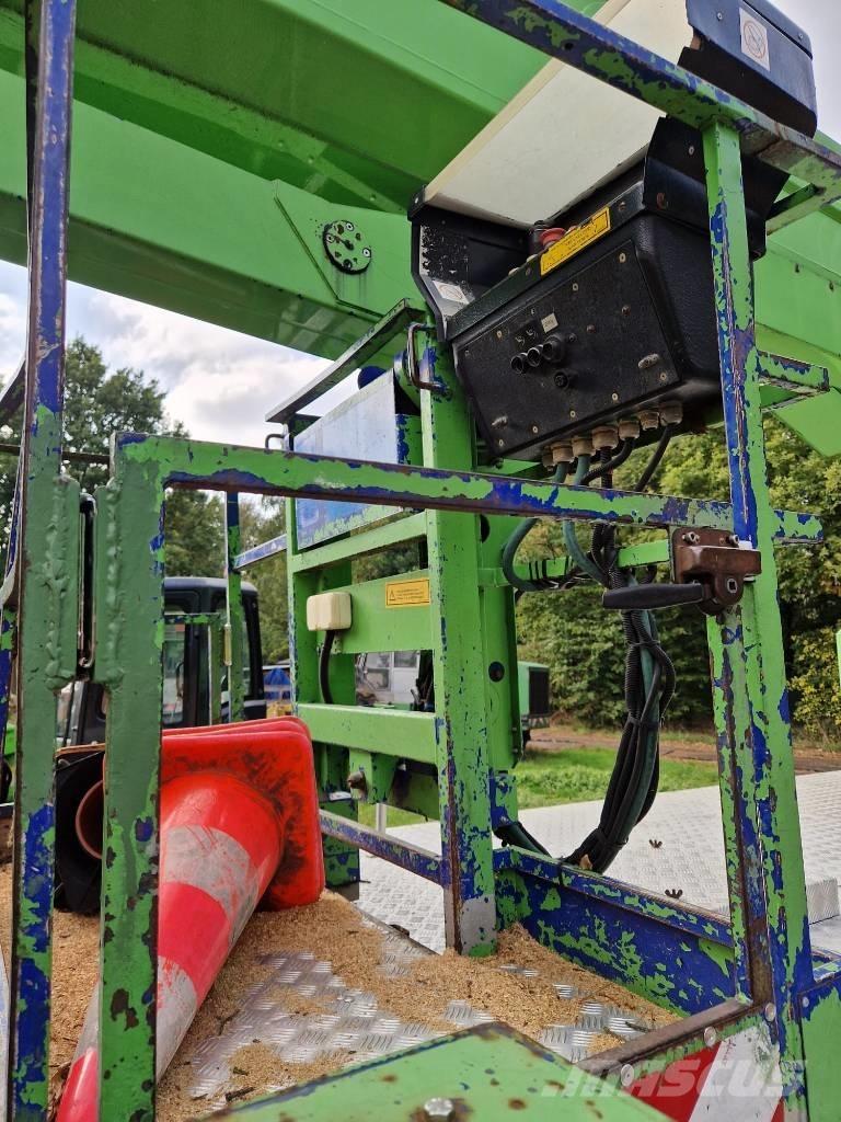 Mercedes-Benz 1824 Autoplošiny