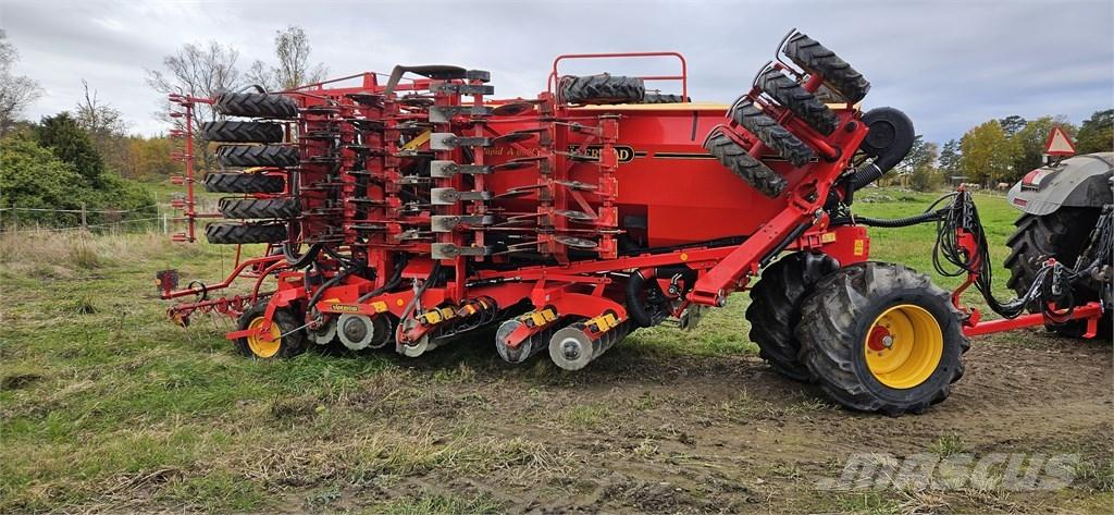 Väderstad RDA600 C Mechanické secí stroje