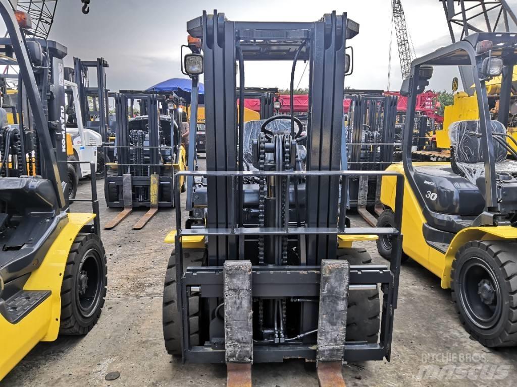 Komatsu 3 Ton Dieselové vozíky