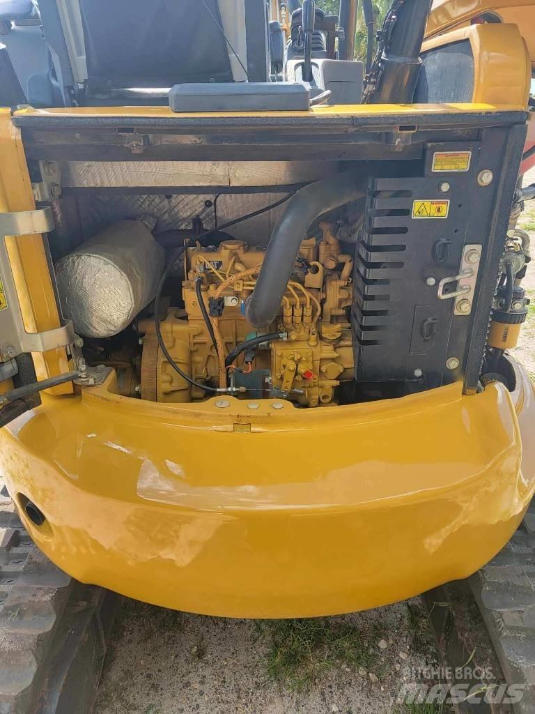 CAT 303 E CR Mini rýpadla < 7t