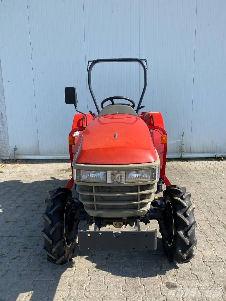 Yanmar AF22 Kompaktní traktory